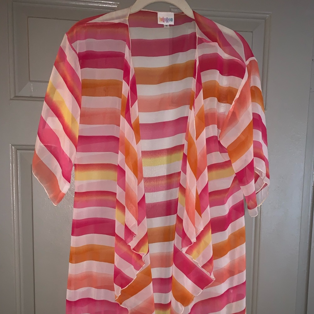 ** Lularoe Monroe! It’s perfect for summer!**